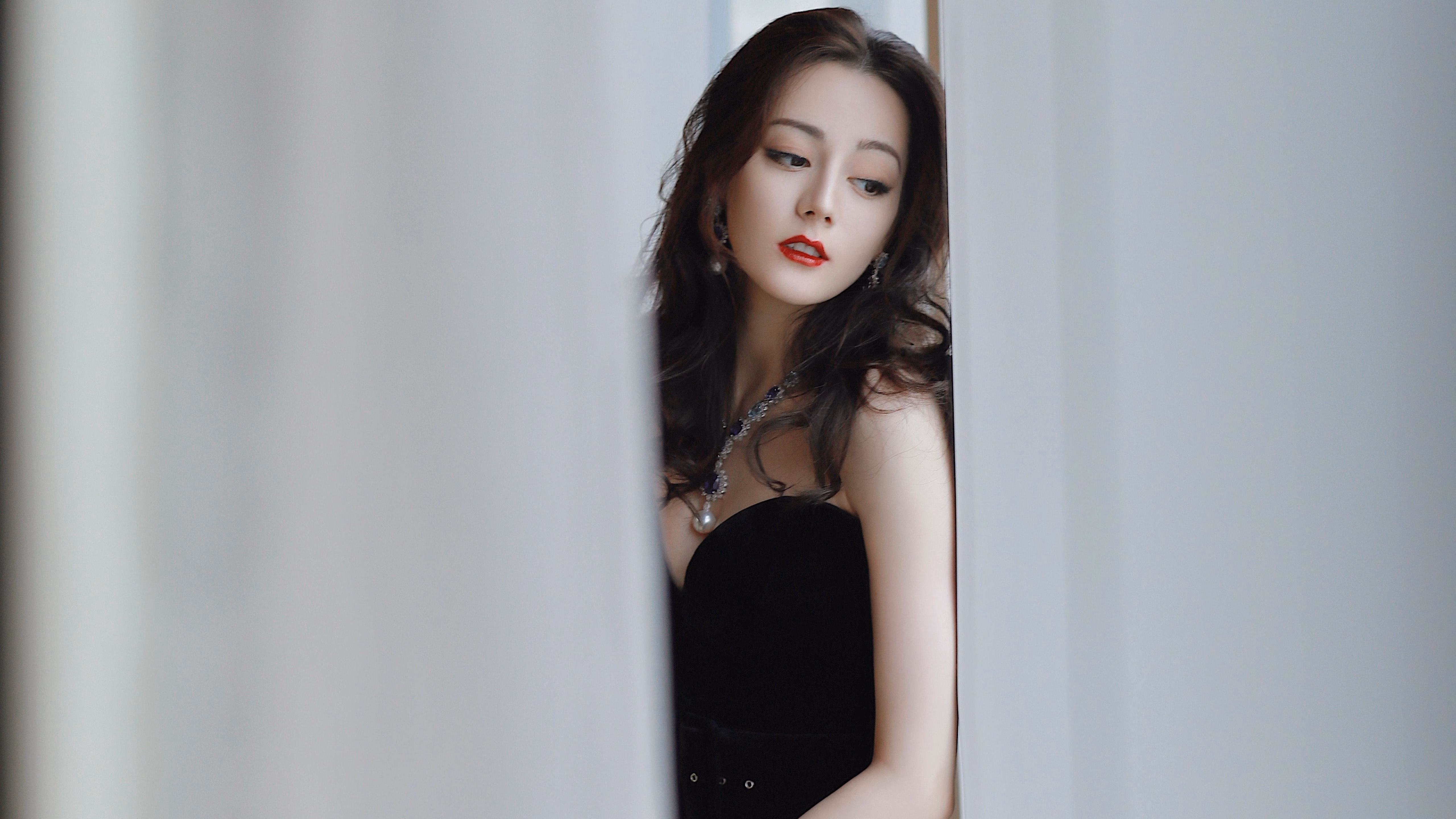 九游娱乐(jiuyou)官网-斯洛文尼亚女篮在欧洲锦标赛中夺取亚军，表现令人期待，斯洛文尼亚女篮u20